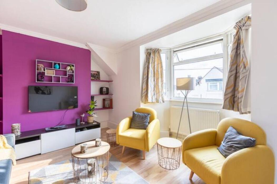 Cosy 1 Bedroom Flat Near Barking Town Centre Bagian luar foto
